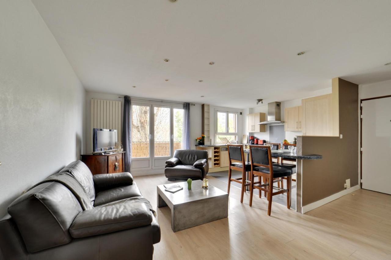 Chic Apart With Parking Apartment Сен Дени Екстериор снимка